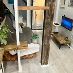 Apartment At 39 *