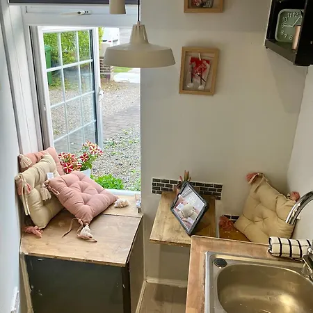 Apartment At 39