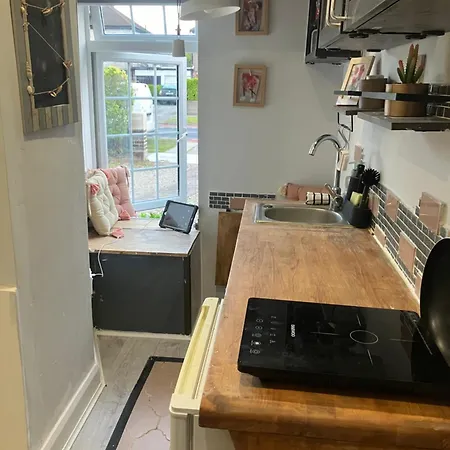 At 39 Apartment