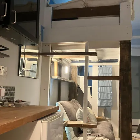 Apartment At 39 Dublin