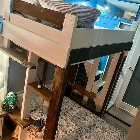 At 39 Apartment