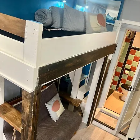 At 39 Апартаменты